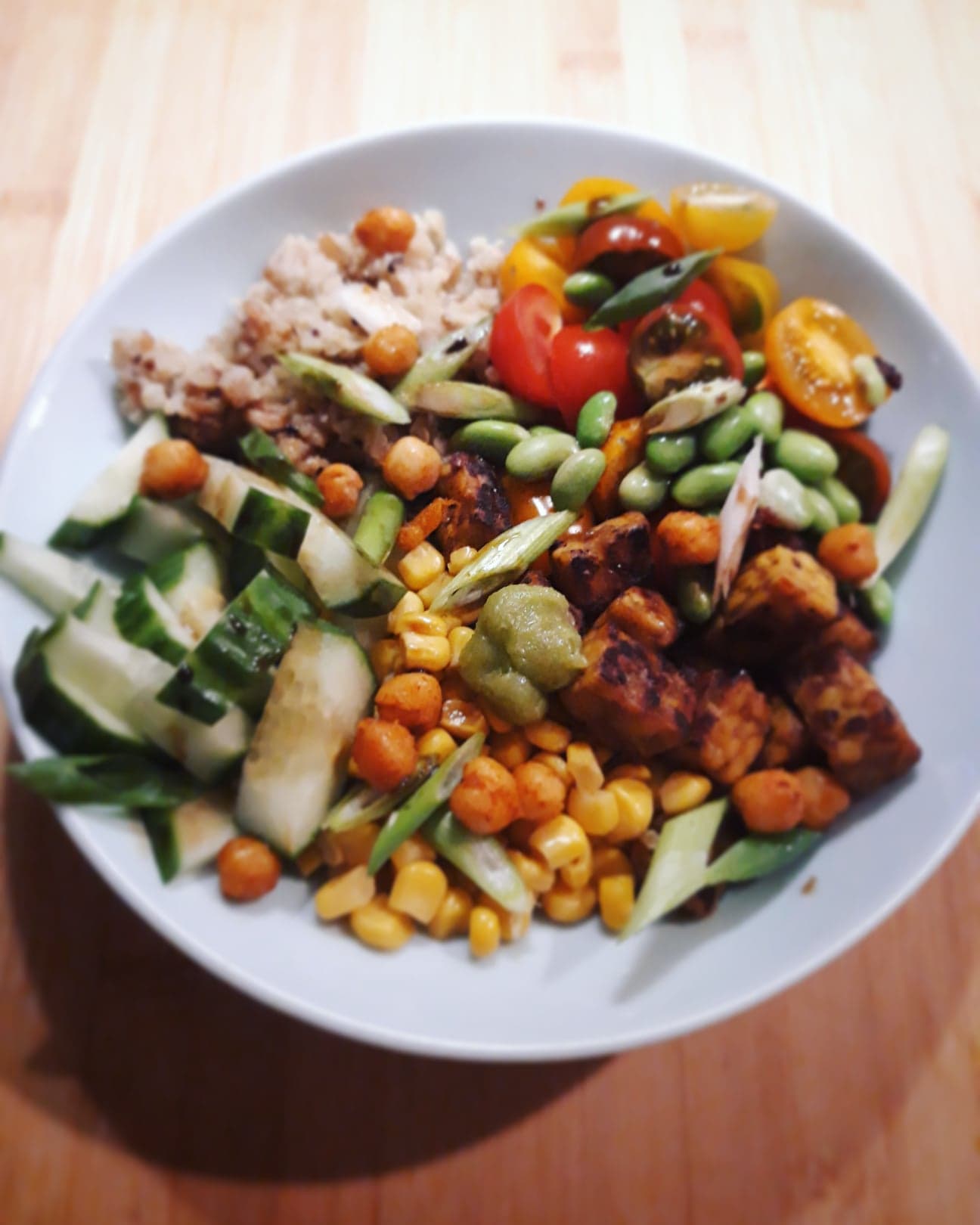 Vegan poké bowl
