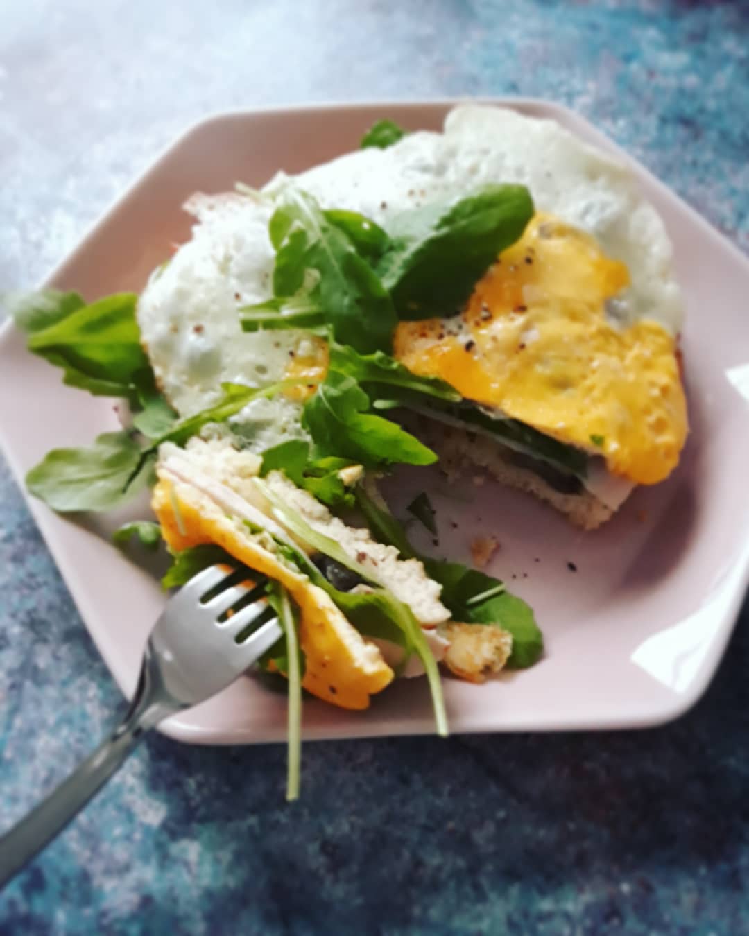 Belegde foccacia