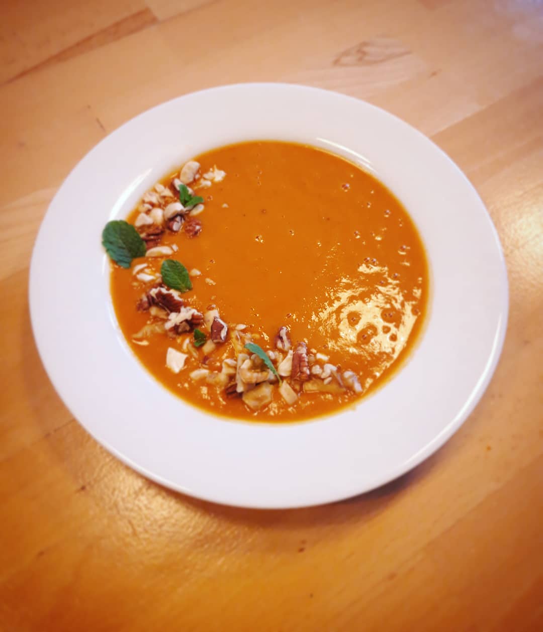 Zoete aardappel soep met kokos & curry