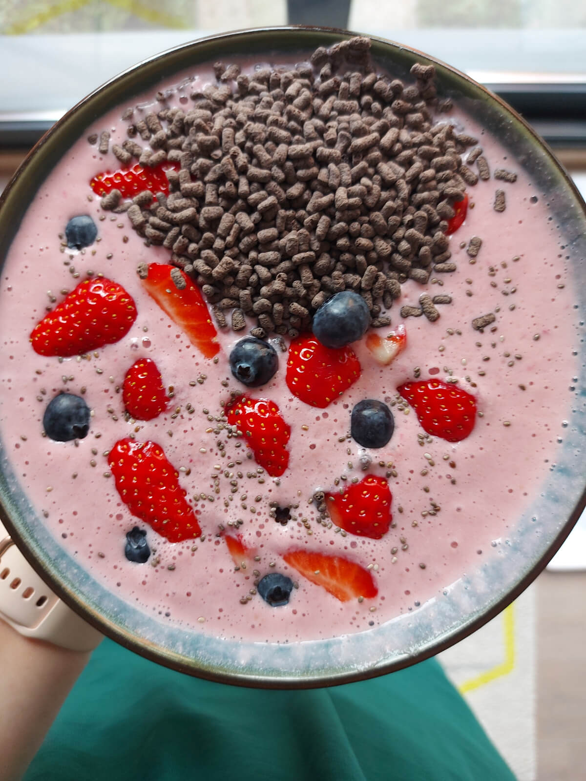 Eiwitrijke aardbeien smoothiebowl